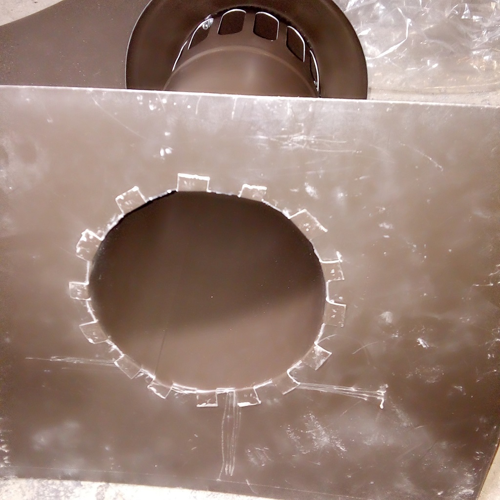 Costruzione e posa in loco di comignolo